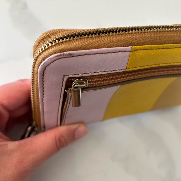 Fossil Leather Patchwork Zip Wallet - Picture 7 of 7